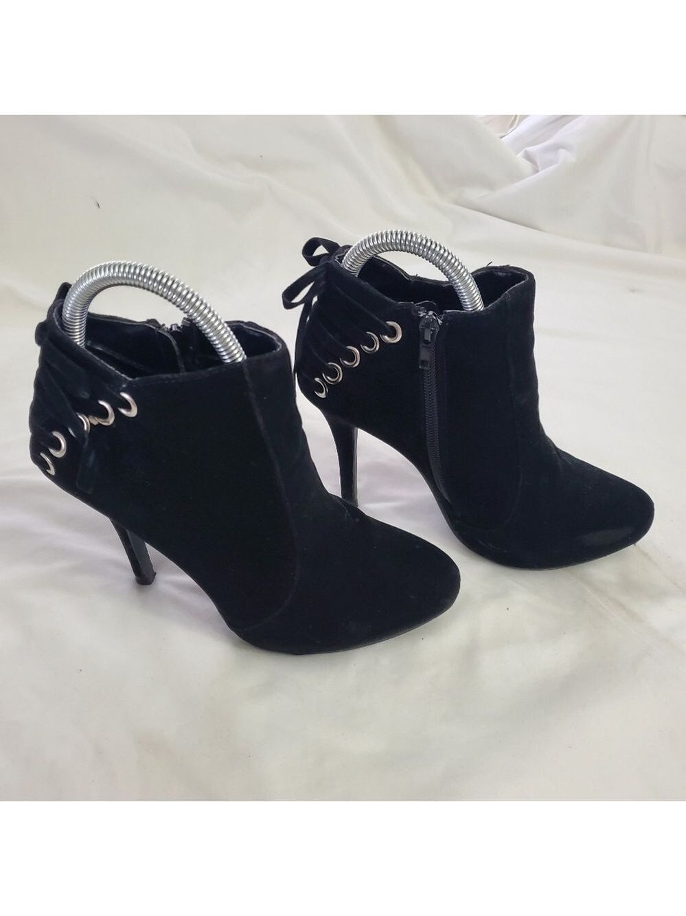 Le Chateau Black Lace Up Heeled Boots Size 6.5